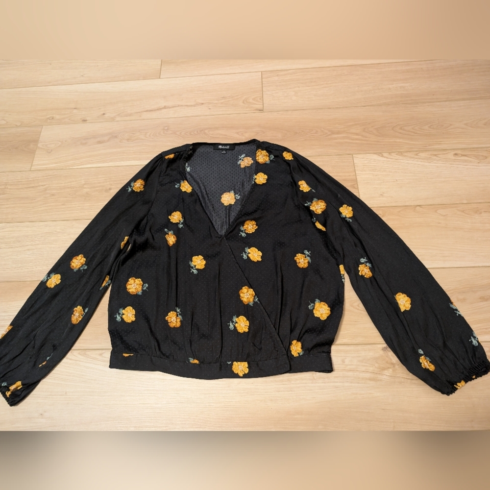 Madewell gold floral criss cross Black Dressy top